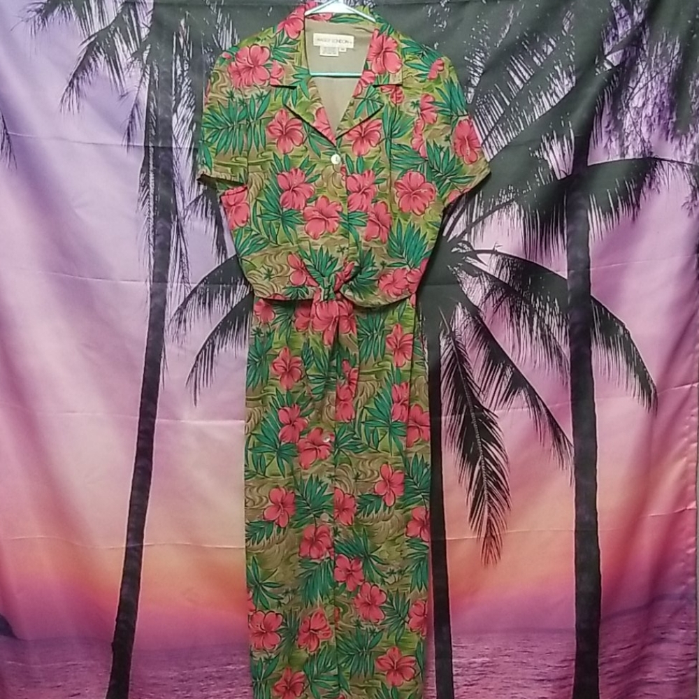 NWOT Tropical Floral dress from Maggy London - Picture 6 of 8